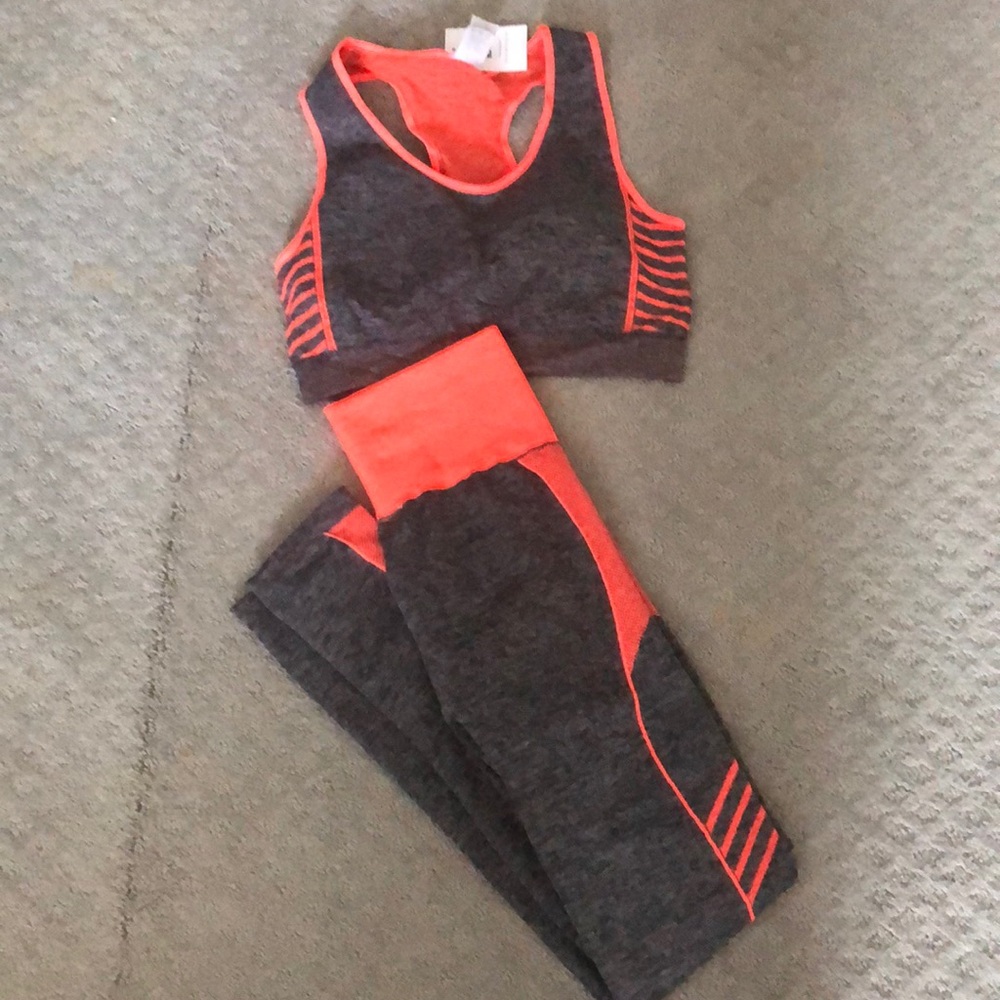 2Pc One Size Fir All